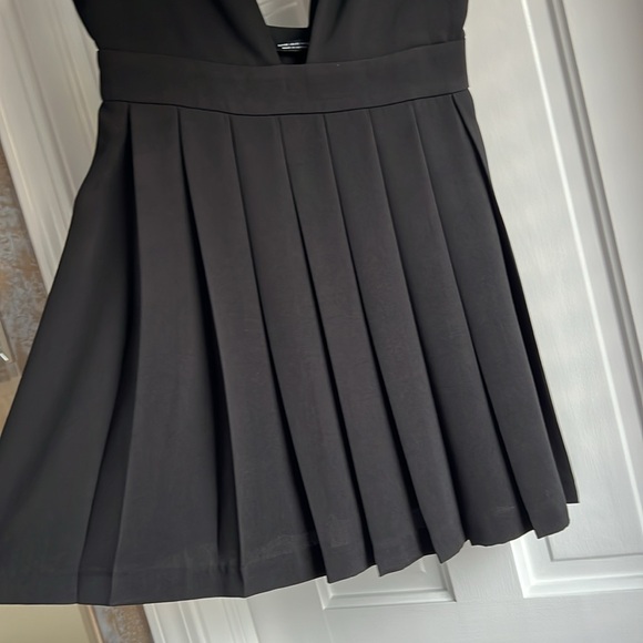 Box Pleat Pinafore Dress - Picture 5 of 5